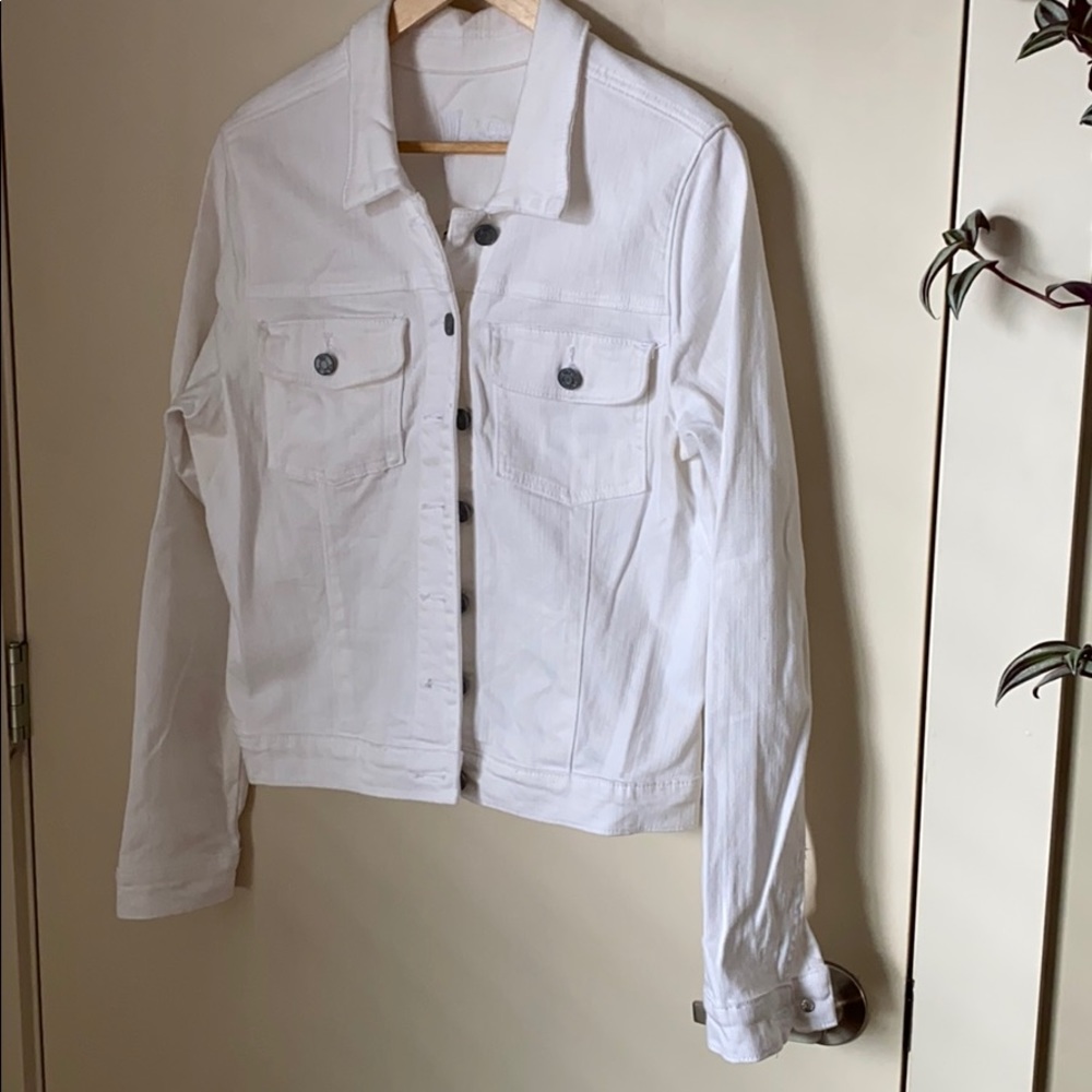 Kut Size XL white jean jacket